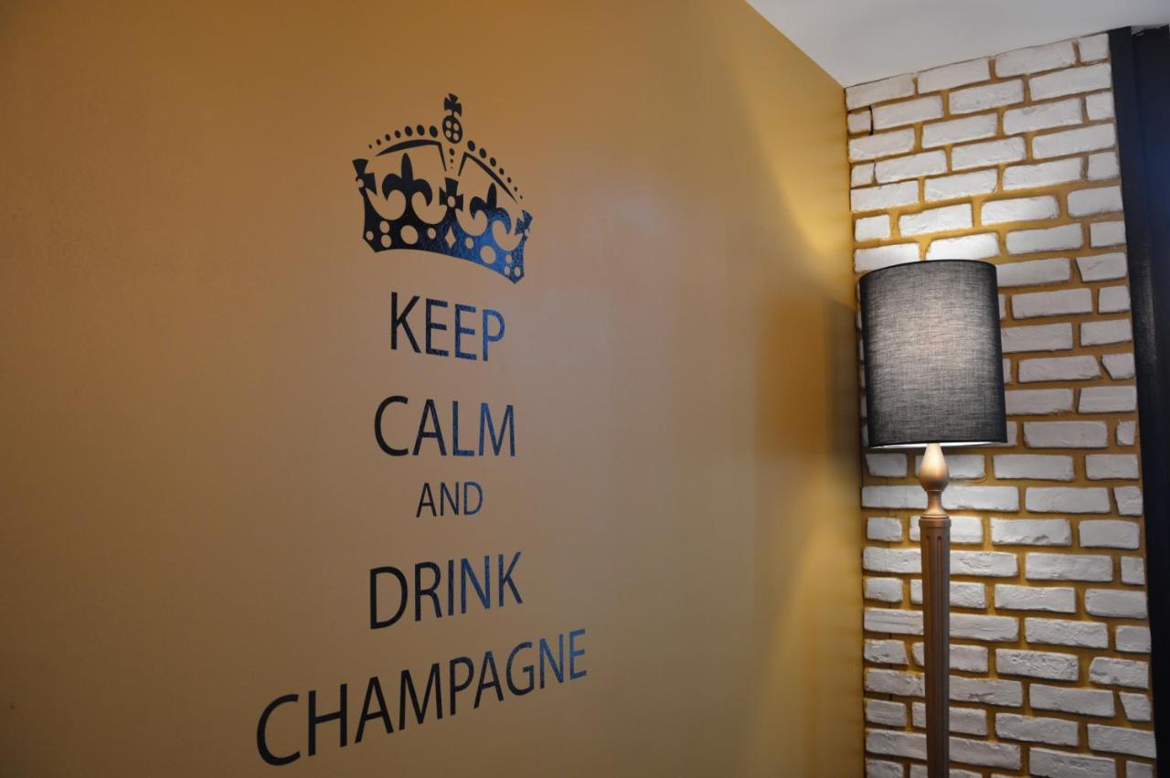 Apartment Groom - Jacuzzi & Champagne