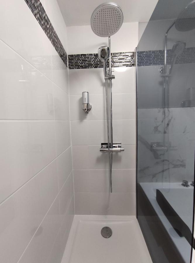 Apartment Groom - Jacuzzi & Champagne *