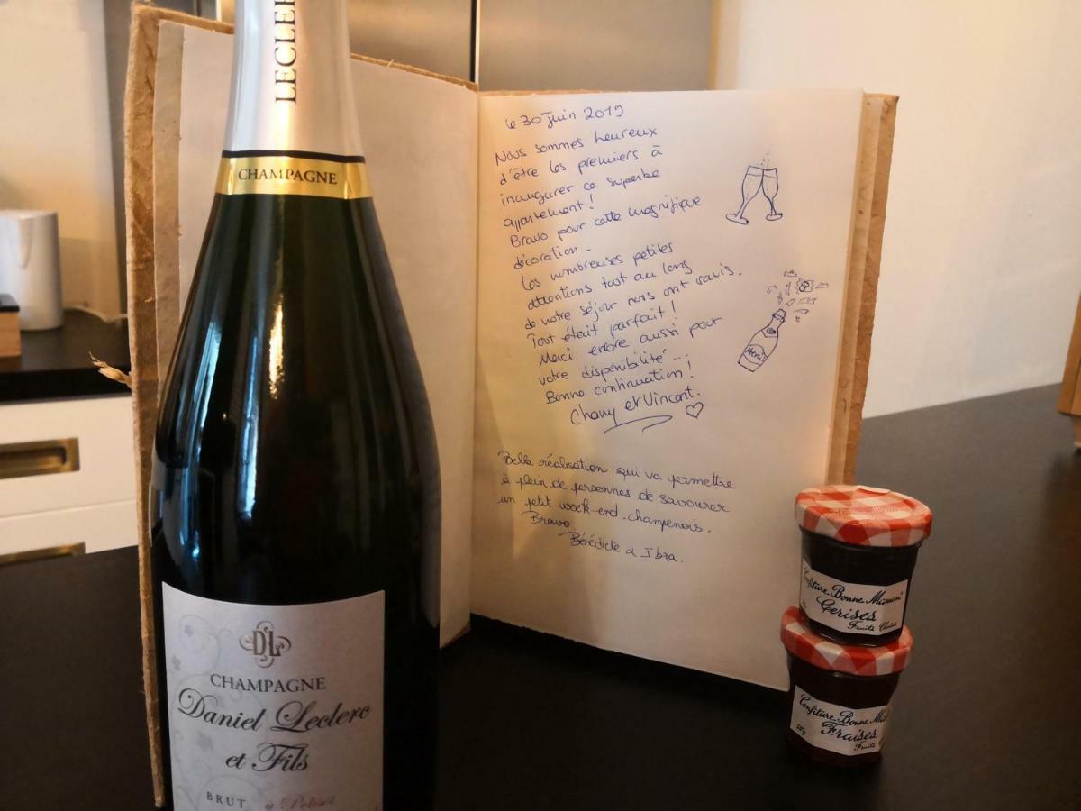 Groom - Jacuzzi & Champagne Apartment *